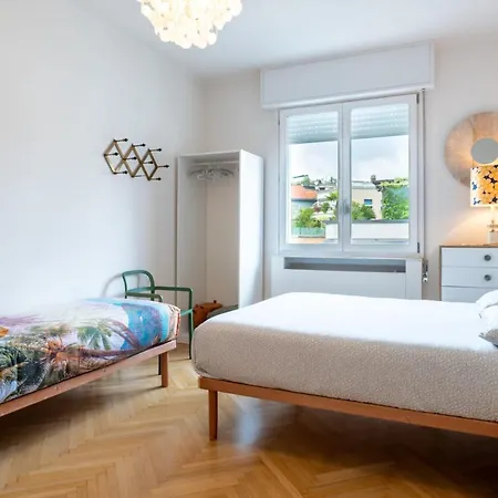 Amazing Top Floor-2